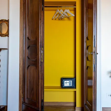Foresteria Di Palazzo Radici 4*